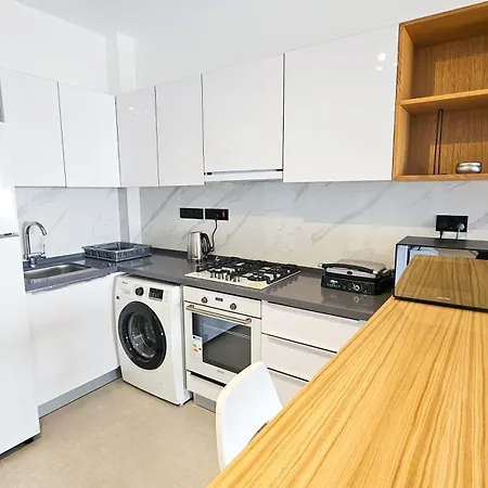 Niche With Seaview In Caesar Blue, Lunch 4 Pm, Sauna, Jacuzzi, Water Park, Heated Pool, Gym, Kids Club * Gastria