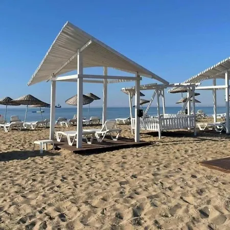 Niche With Seaview In Caesar Blue, Lunch 4 Pm, Sauna, Jacuzzi, Water Park, Heated Pool, Gym, Kids Club Apartament Gastria